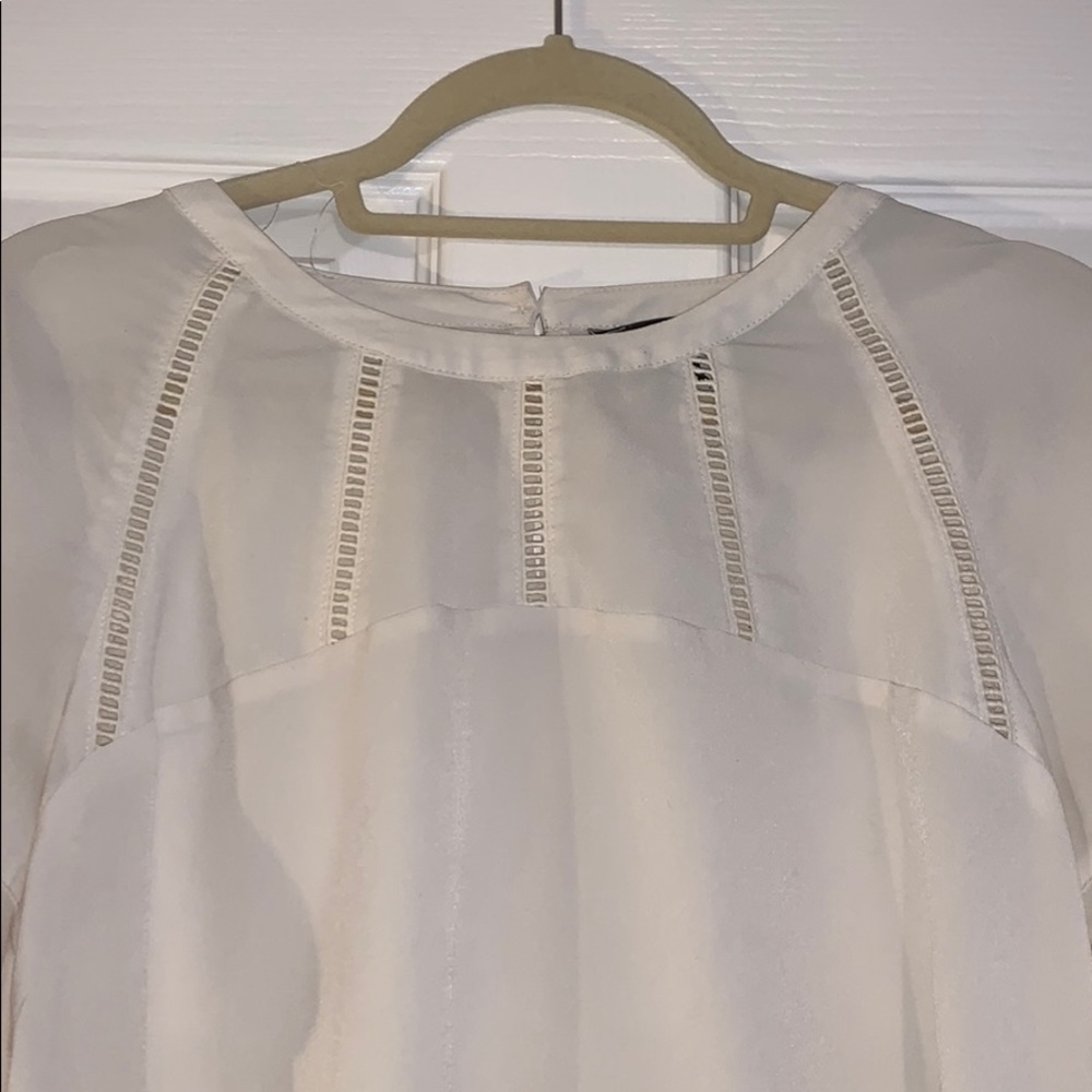 Blouse - Picture 2 of 3